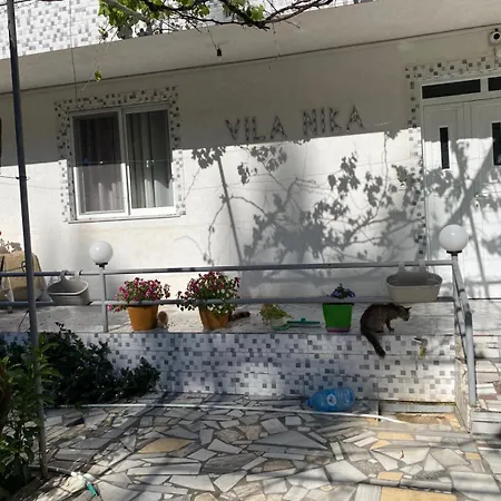 Nazif Nika Apartmán *