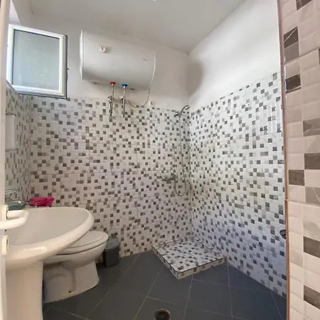 Appartamento Nazif Nika Sarandë